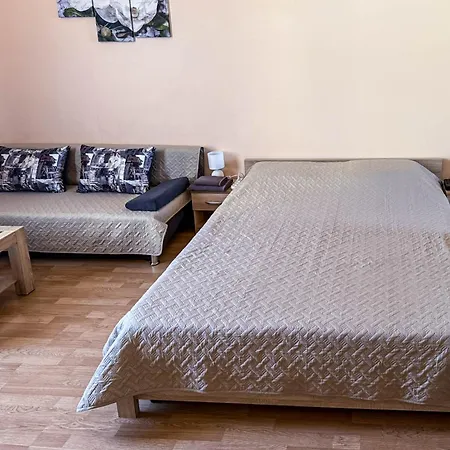 Etazh Apartmán *