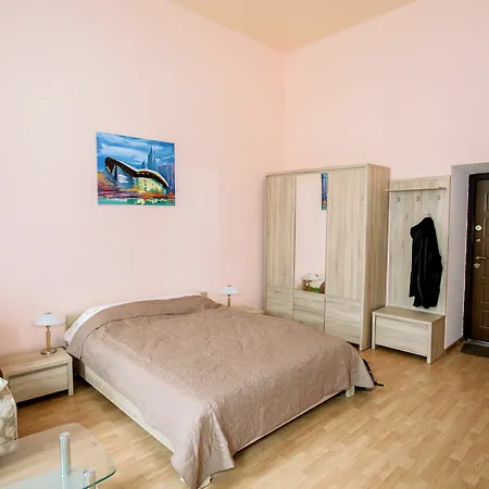 Etazh Apartment