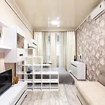 Apartment Etazh *